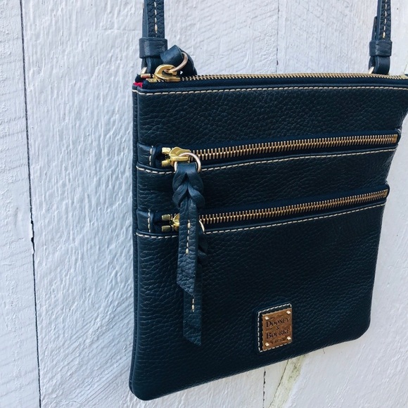 DOONEY & BOURKE Pebble Grain Triple Zip Crossbody Purse Navy - Picture 5 of 15